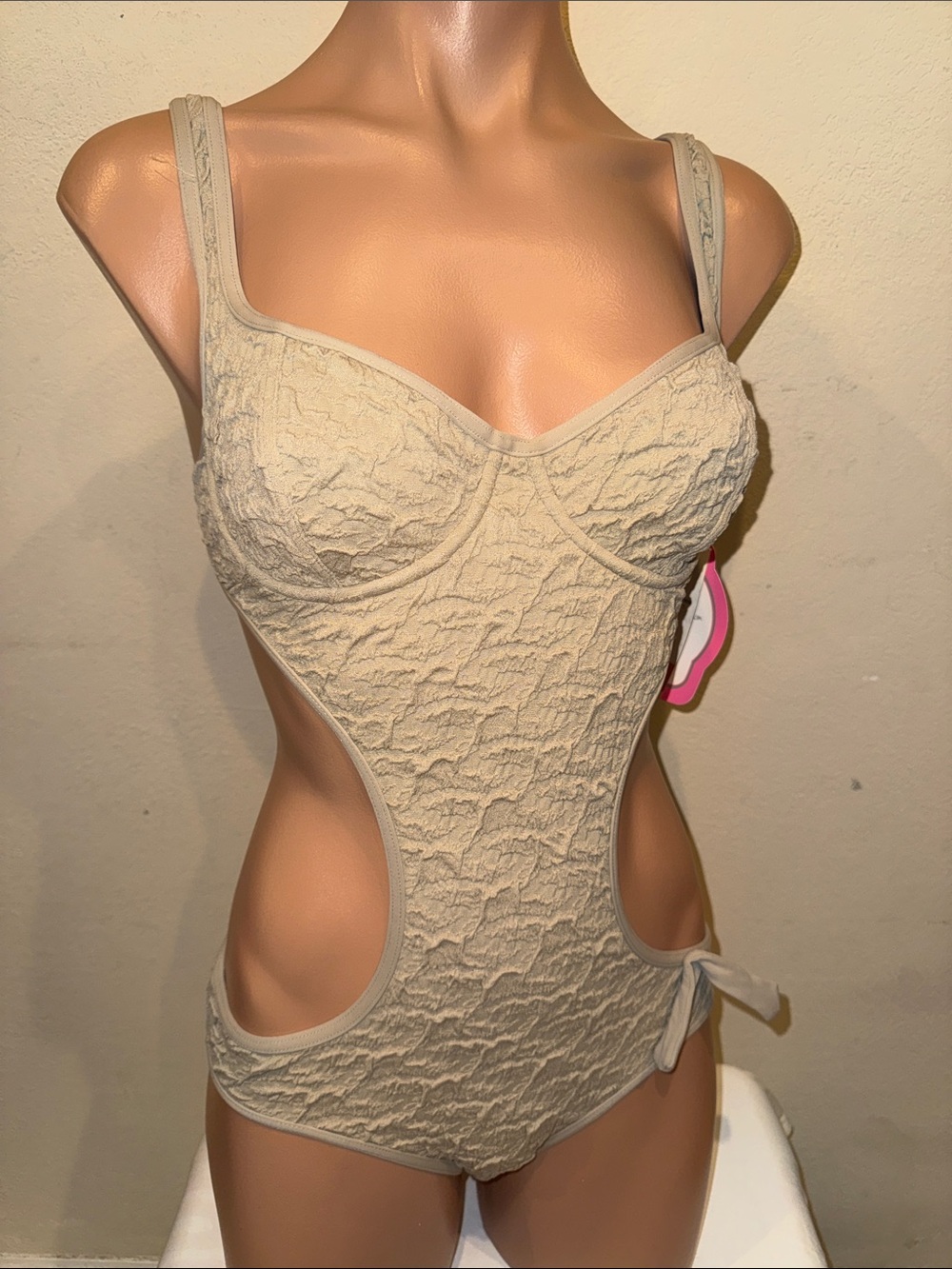 NWT Coco Rave one piece swimsuit monokini size S 32C underwire